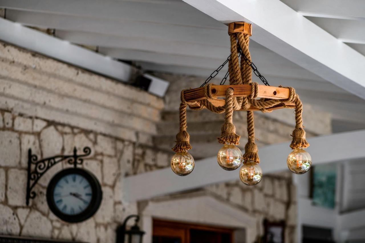 Alacati Koclu Konagi Hotel Bagian luar foto